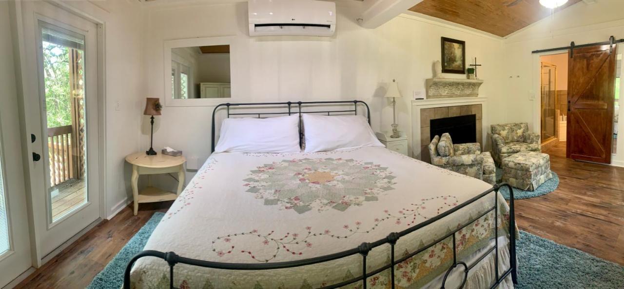 Lamb'S Rest Inn 新布朗费尔斯 外观 照片